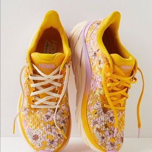 HOKA x Free People Movement Clifton 8 in Golden Coast Floral